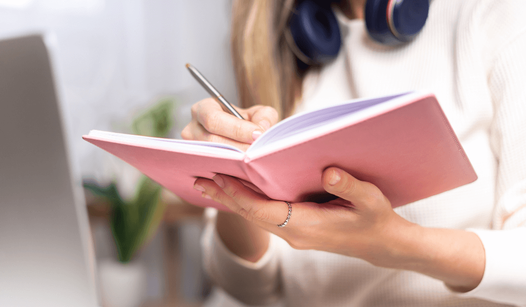 How to Create a Successful Author Media Kit in 2024