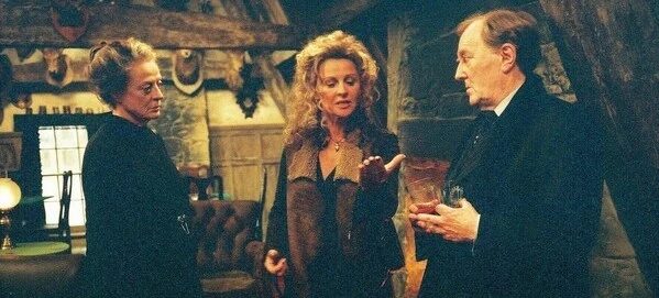 Types Of Characters: The Tertiary Character