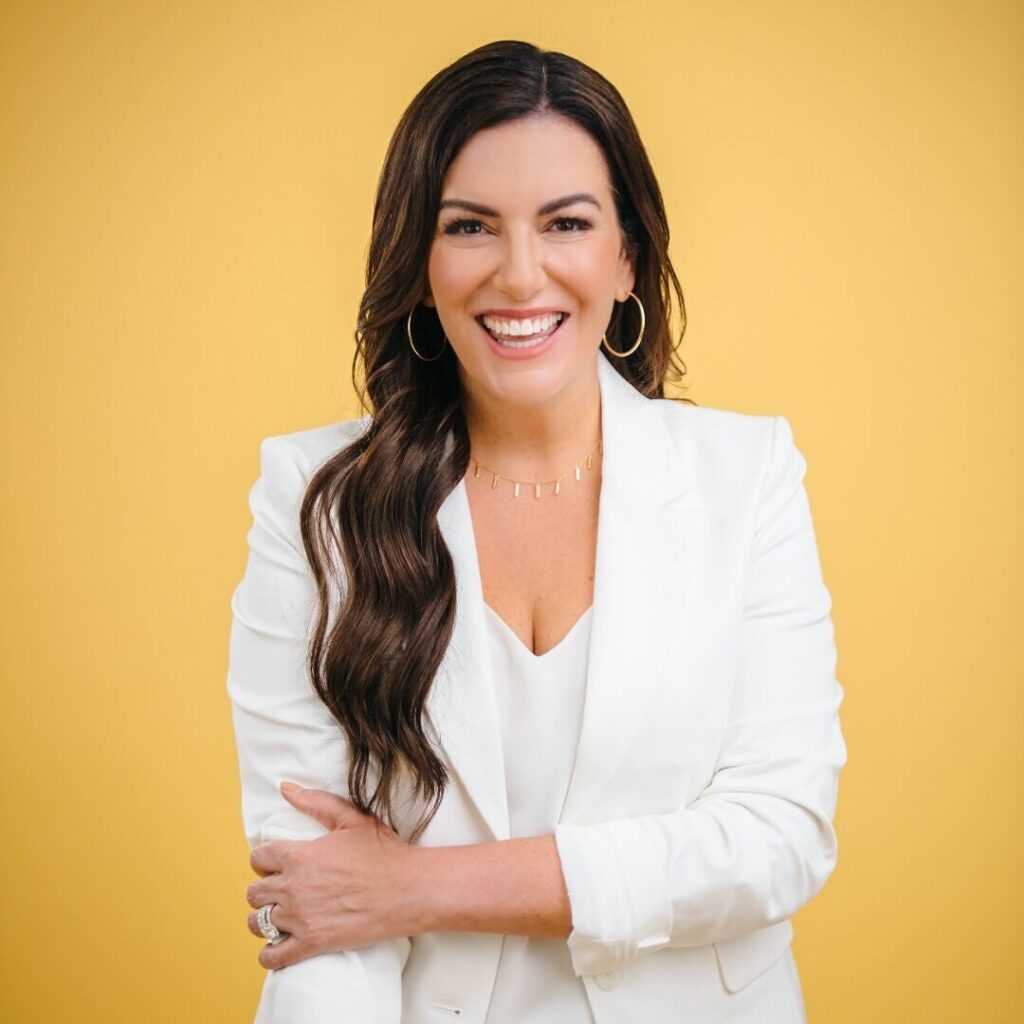 Image 26 Amy Porterfield Book