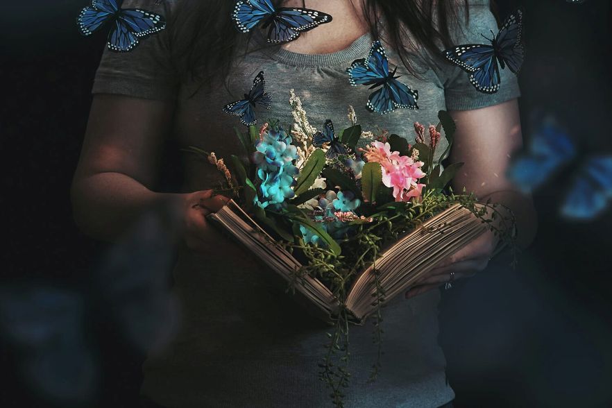 How to Use Imagery in Writing: Create Strong Visual Imagery (+ 5 Examples)