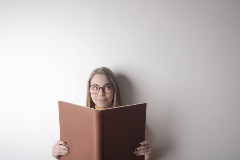 The 11 Parts Of A Story Great Authors Use (+ Examples)